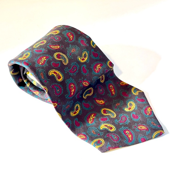 Brittany Ltd. Chicago Other - Brittany Ltd. Chicago Vintage Brown Paisley 100% Silk Necktie